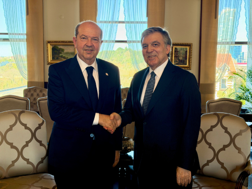 11. Cumhurbaşkanı Abdullah Gül, Ersin Tatar ile görüştü